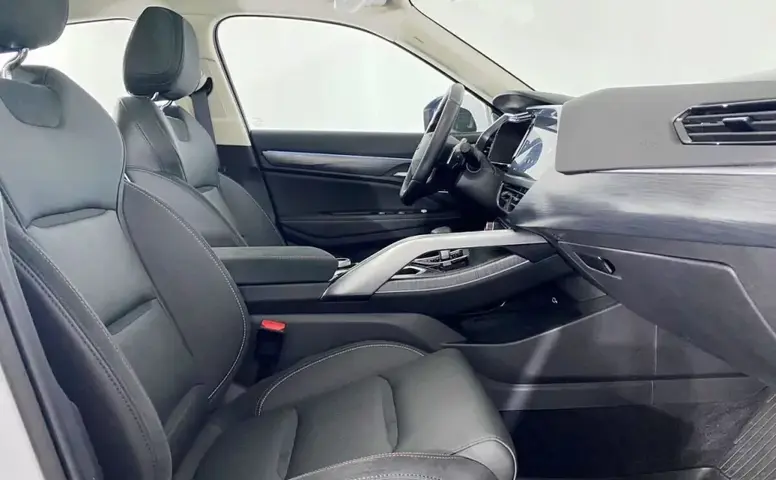 Geely Tugella