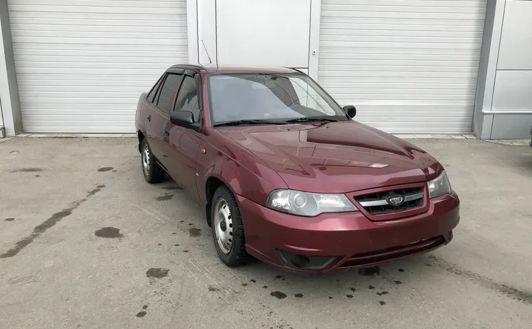 Daewoo NEXIA 1.5 MT (80 л.с.)
