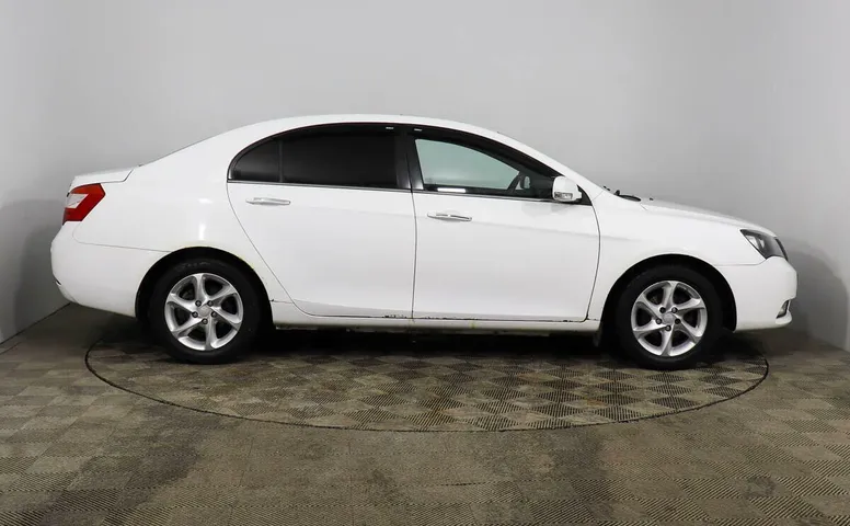 Geely Emgrand EC7 1.8 CVT