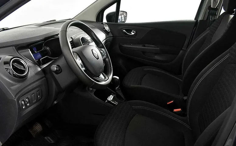 Renault kaptur мкпп 2017 с пробегом 54 760 км