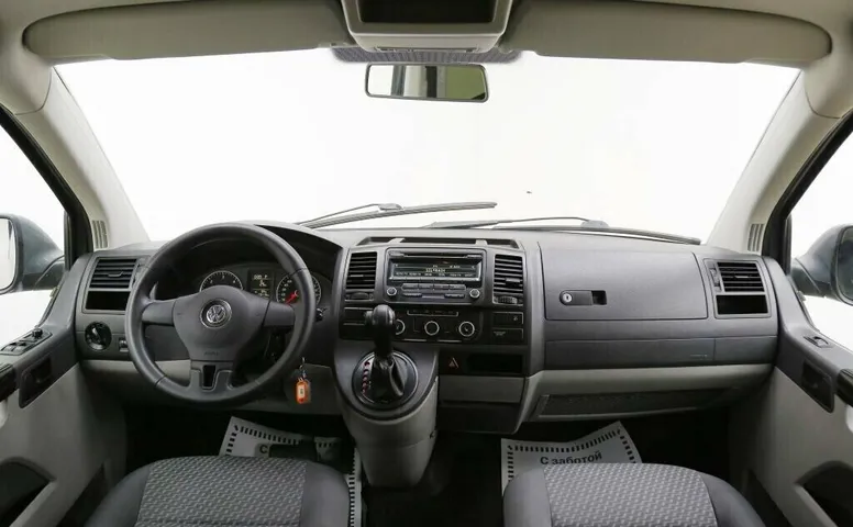 Volkswagen Caravelle LWB Long T5 Рестайлинг