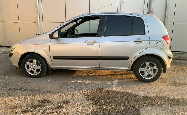 Hyundai GETZ 1.3 MT (82 л.с.)