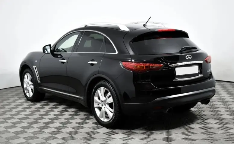 Infiniti FX