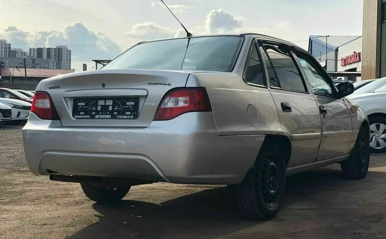 Daewoo nexia gle
