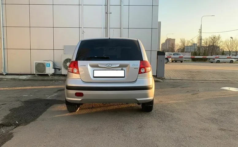Hyundai GETZ 1.3 MT (82 л.с.)