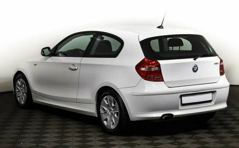 BMW 1 серия 1.6 Автомат
