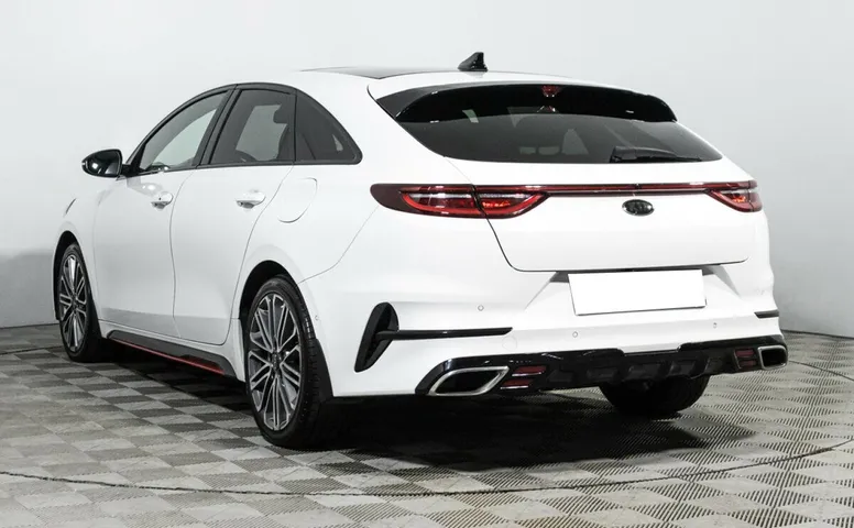 Kia Proceed