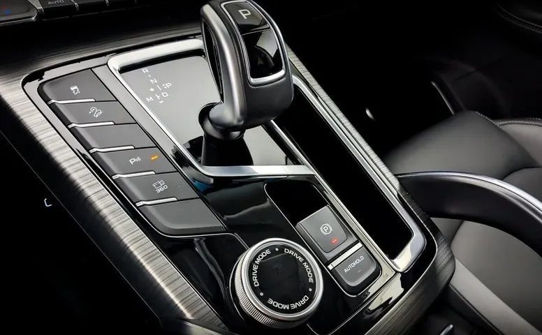 Geely Atlas Pro