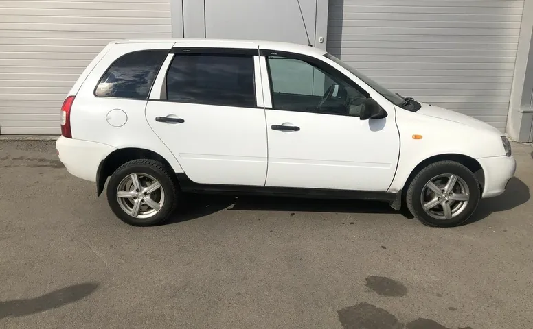 LADA (ВАЗ) KALINA 1.6 MT (87 л.с.)