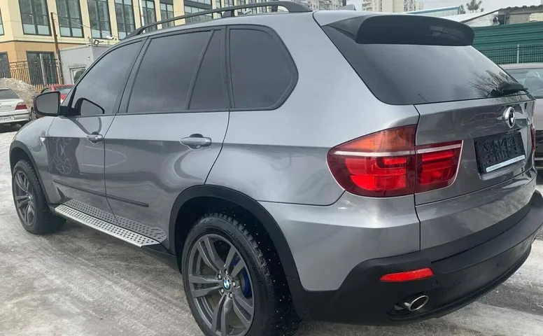 BMW X5 3.0si II (E70)