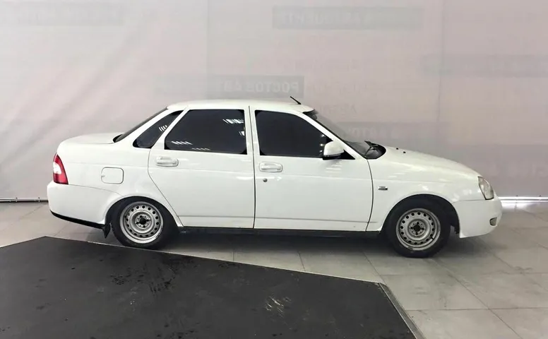 LADA (ВАЗ) 2170 1.6 MT (98 л.с.)