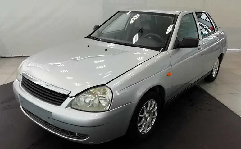LADA (ВАЗ) 2170 1.6 MT (98 л.с.)