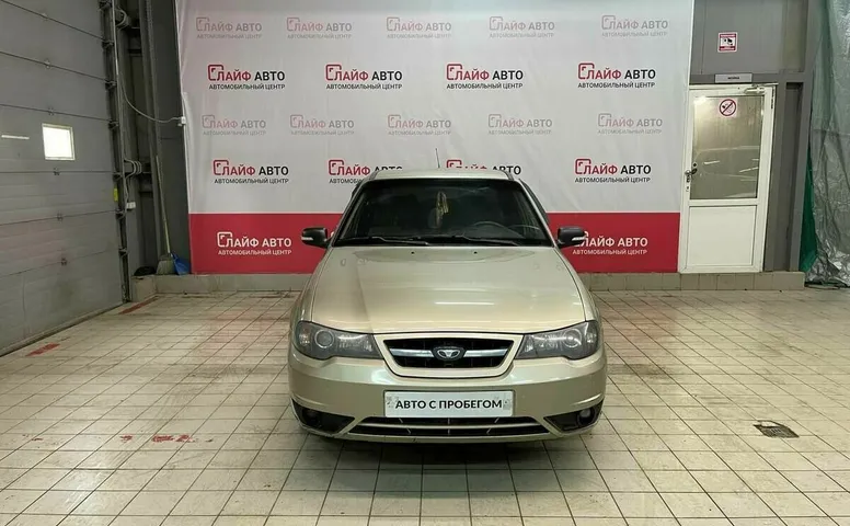 Daewoo NEXIA 1.6 MT (109 л.с.)