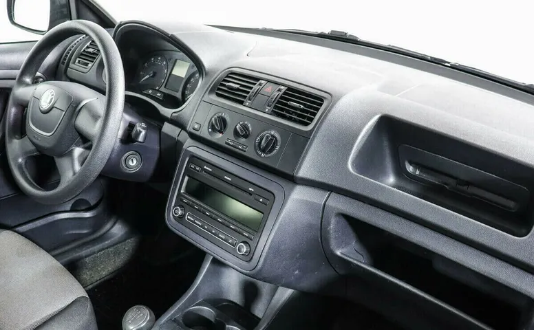 Skoda Fabia II Рестайлинг