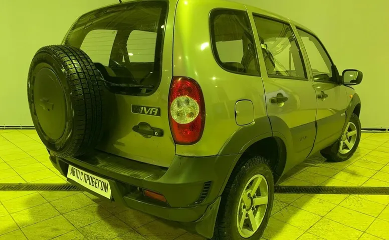Chevrolet NIVA 1.7 MT (80 л.с.) 4WD
