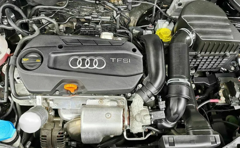 Audi A1 1.4 TFSI S-tronic (122 л.с.) Черный
