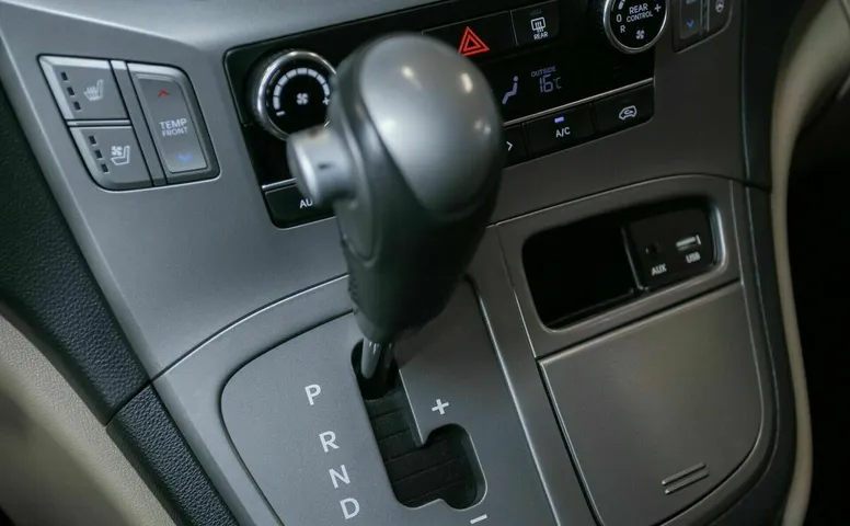 Hyundai h-1