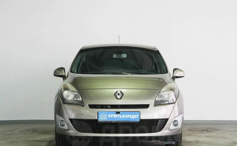 Renault Grand Scenic, 2 поколение