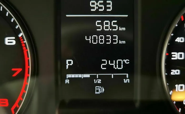 Audi A1 1.4 TFSI S-tronic (122 л.с.) Черный