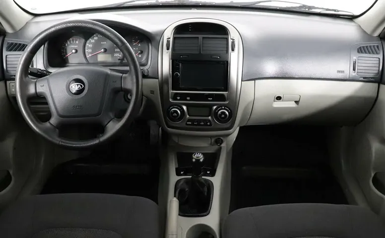 Kia Cerato 2.0 МКПП