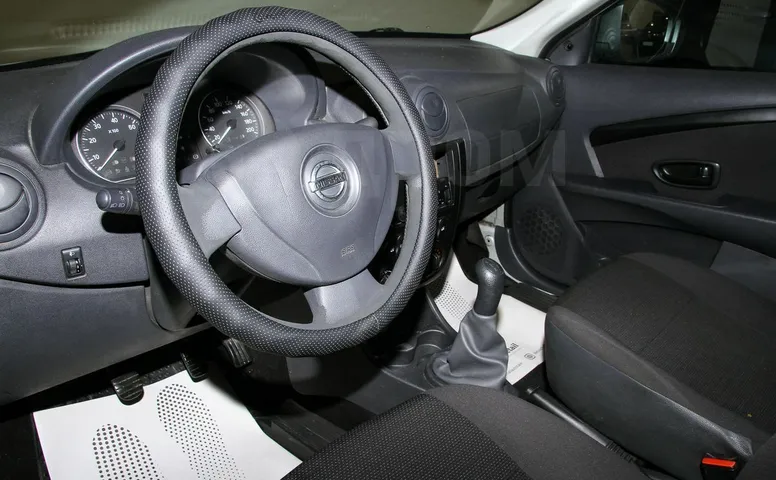 Nissan Almera, 3 поколение