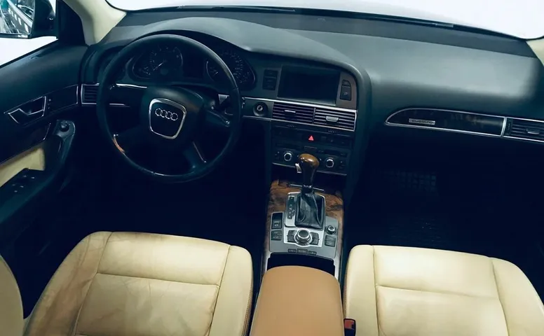 Audi A6 III (C6)