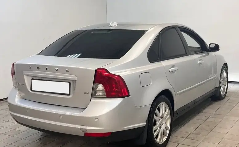 Volvo S40