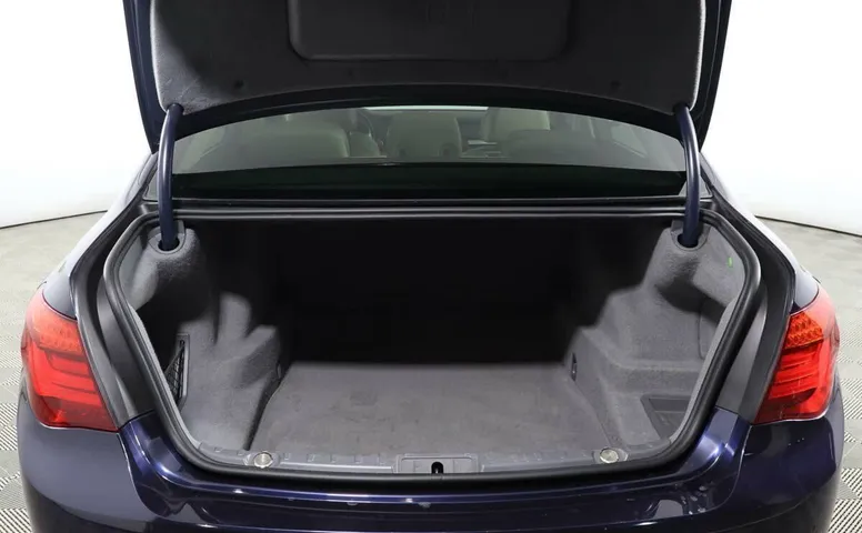 BMW 7 серия