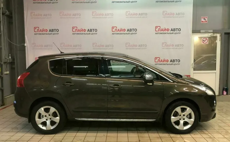 Peugeot 3008 1.6 AT (150 л.с.)