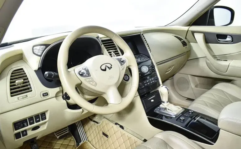 Infiniti FX
