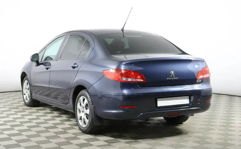 Peugeot 408 I