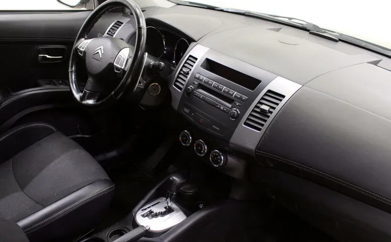 Citroen C-Crosser
