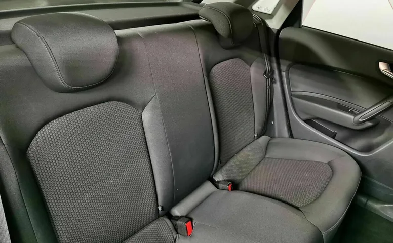 Audi A1 1.4 TFSI S-tronic (122 л.с.) Черный
