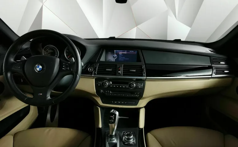 BMW X5 M 4.4 AT (555 л.с.) Синий