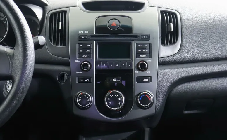Kia Cerato 1.6 МКПП