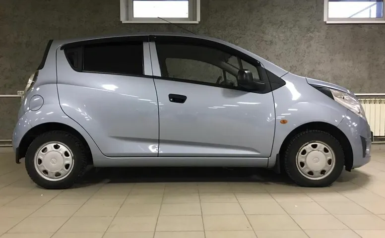 Chevrolet SPARK 1.0 MT (67 л.с.)