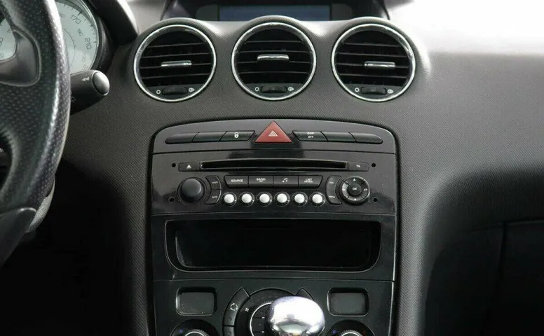 Peugeot 308 1.6 Автомат