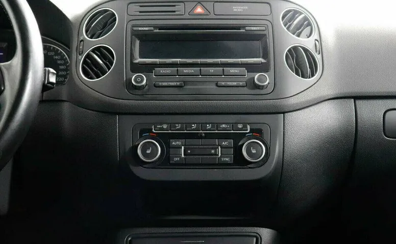 Volkswagen Golf Plus 1.6 Робот