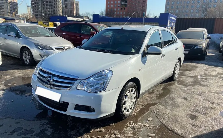 Nissan Almera