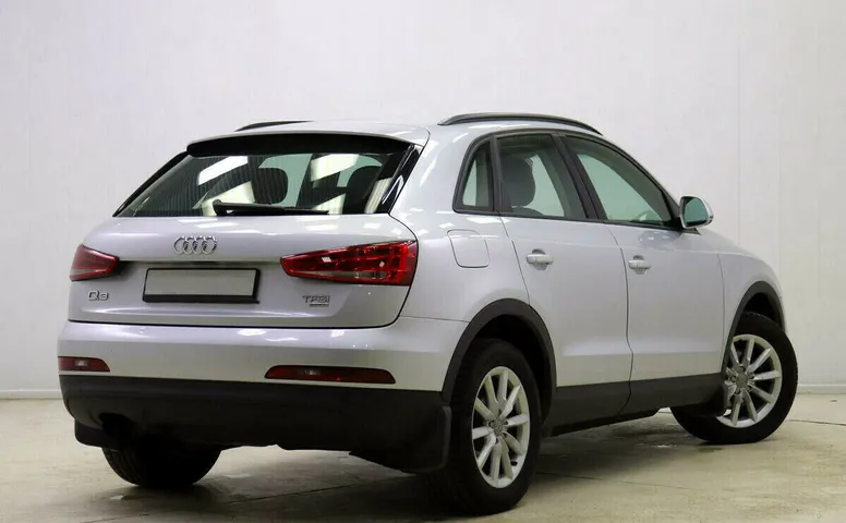 Audi Q3 I (8U)