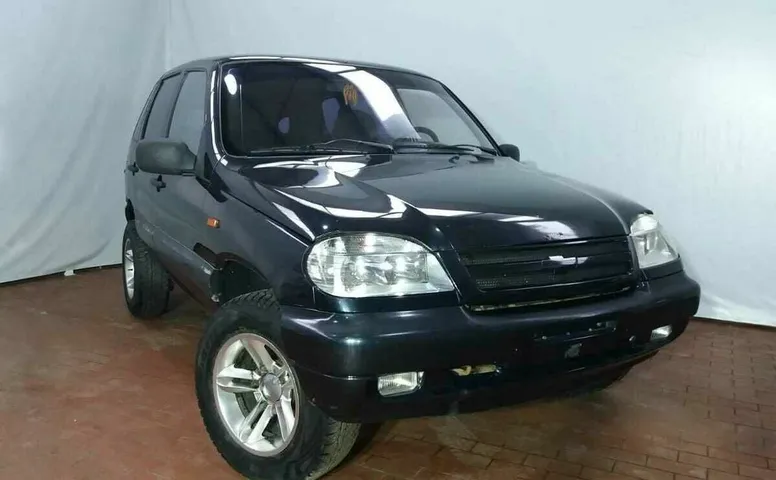 Chevrolet NIVA 1.7 MT (80 л.с.) 4WD