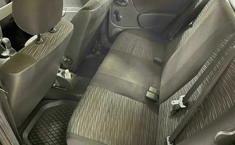 Renault SANDERO 1.6 MT (103 л.с.)