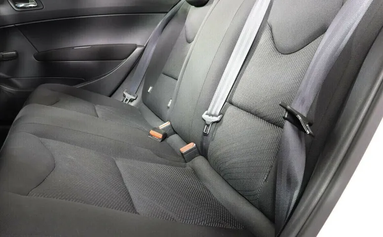 Peugeot 408 I
