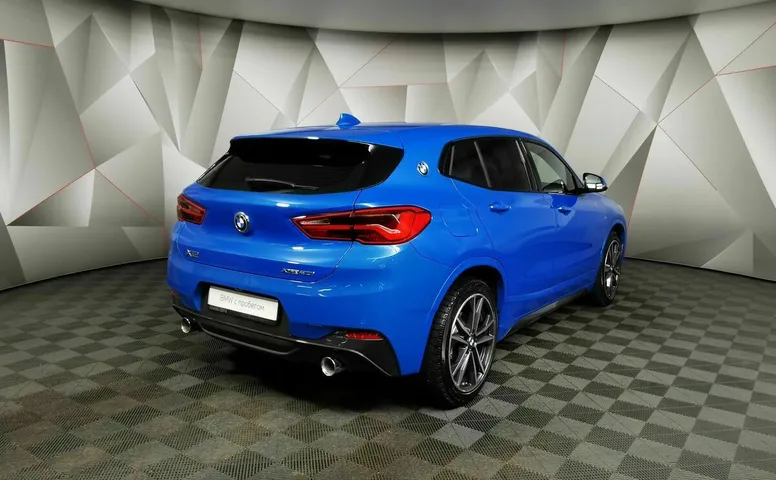BMW X2 20i xDrive AT (192 л.с.) M Sport Синий