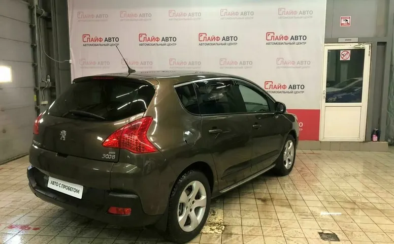 Peugeot 3008 1.6 AT (150 л.с.)