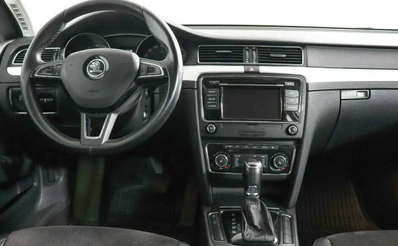 Skoda Superb 1.8 Робот