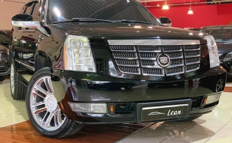 Cadillac Escalade III