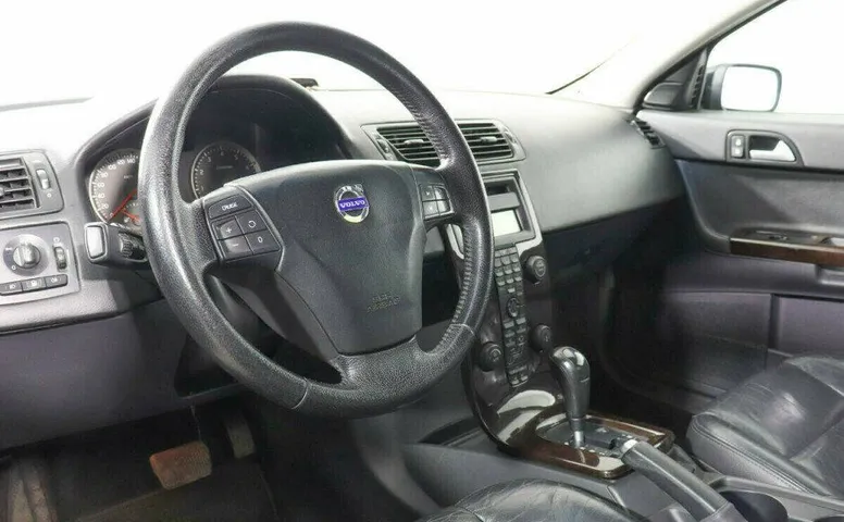 Volvo S40 2.4 Автомат