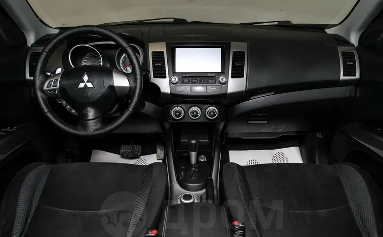 Mitsubishi Outlander, 2 поколение