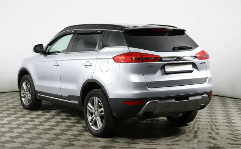 Geely Atlas